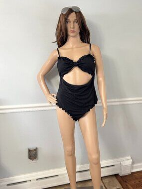 Cupshe Black Cut-Out NWT Swimsuit Size L